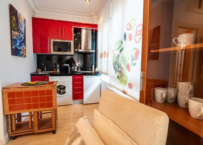 Estudio Reformado En Puerto Chico * Santander