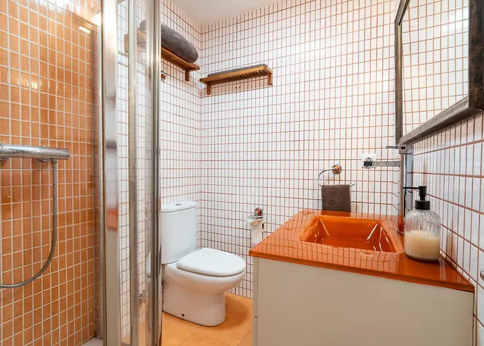 Estudio Reformado En Puerto Chico 아파트