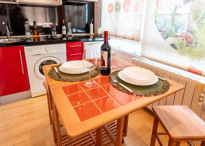 Estudio Reformado En Puerto Chico 아파트